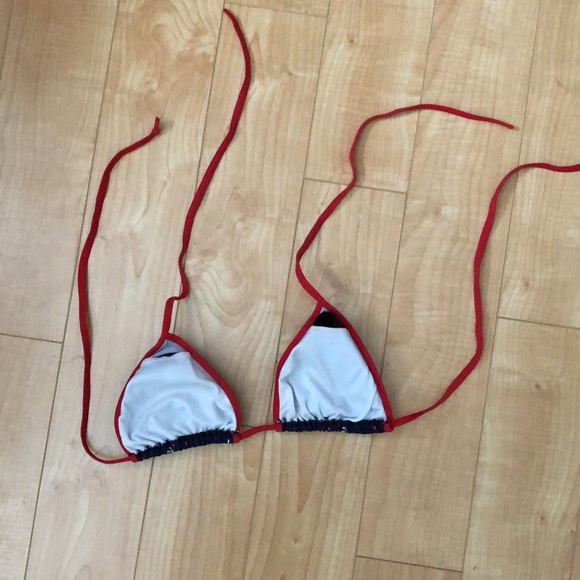 🌴🤯2/$20! ⚓️bikini top in anchor & heart print and red bikini bottoms ⛵️ - Picture 4 of 8
